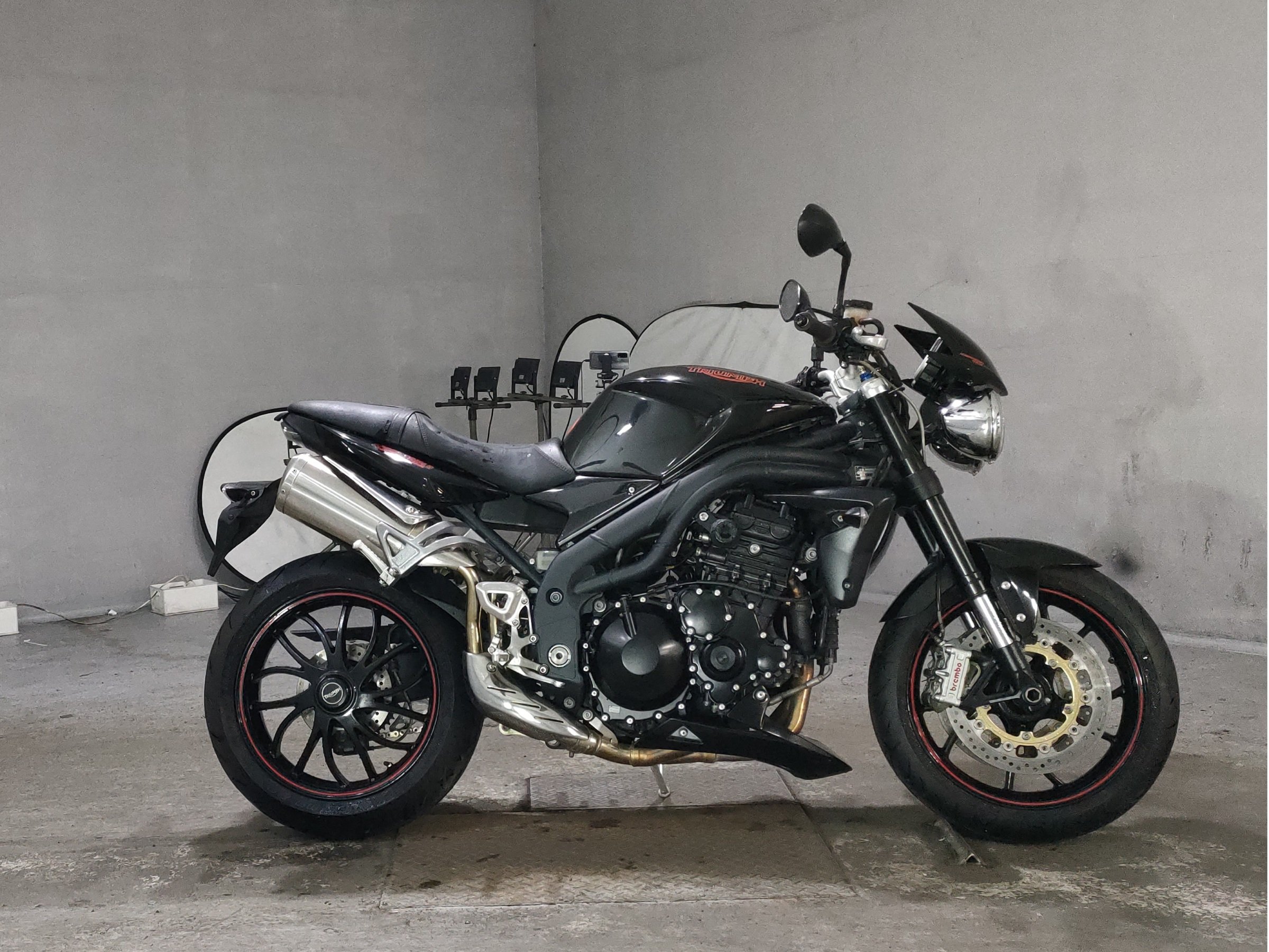 Triumph SPEED TRIPLE, zdjęcie 1