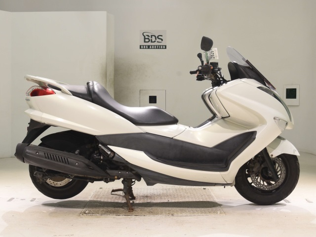 Yamaha MAJESTY250