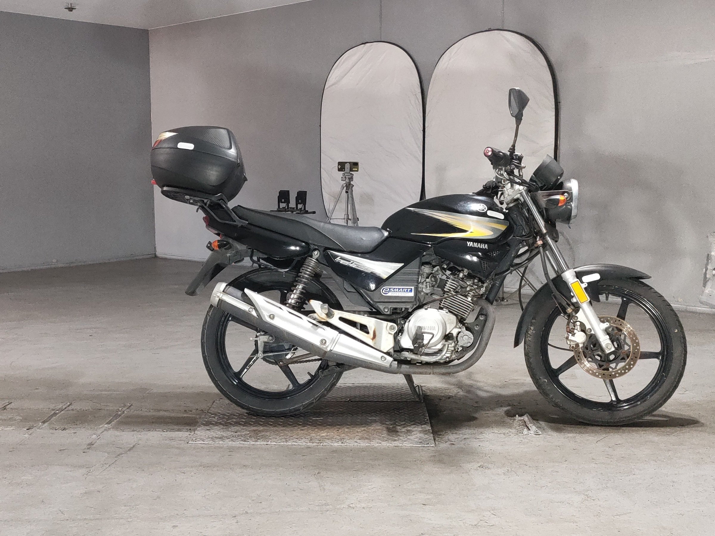 Yamaha YBR125, photograph 1