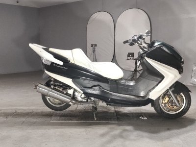 Yamaha MAJESTY250