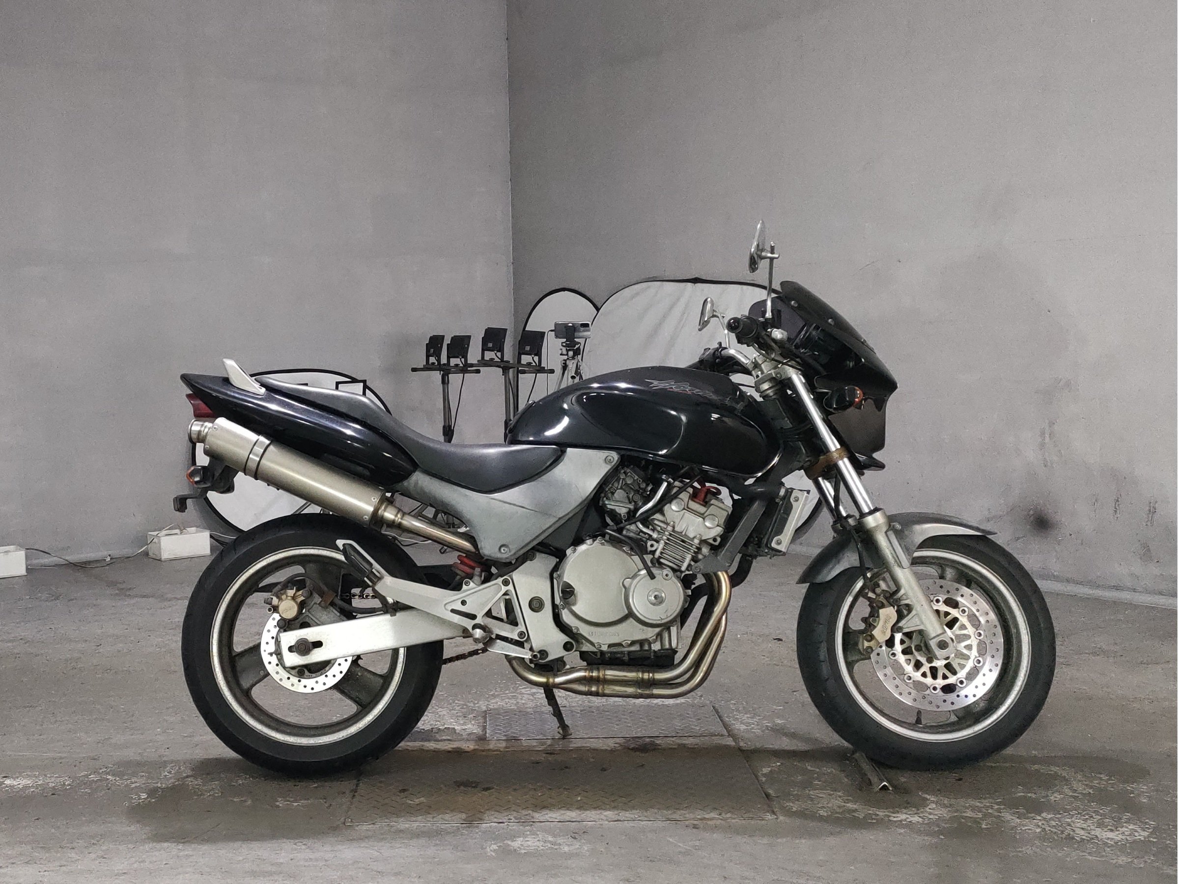 Honda HORNET 250, zdjęcie 1