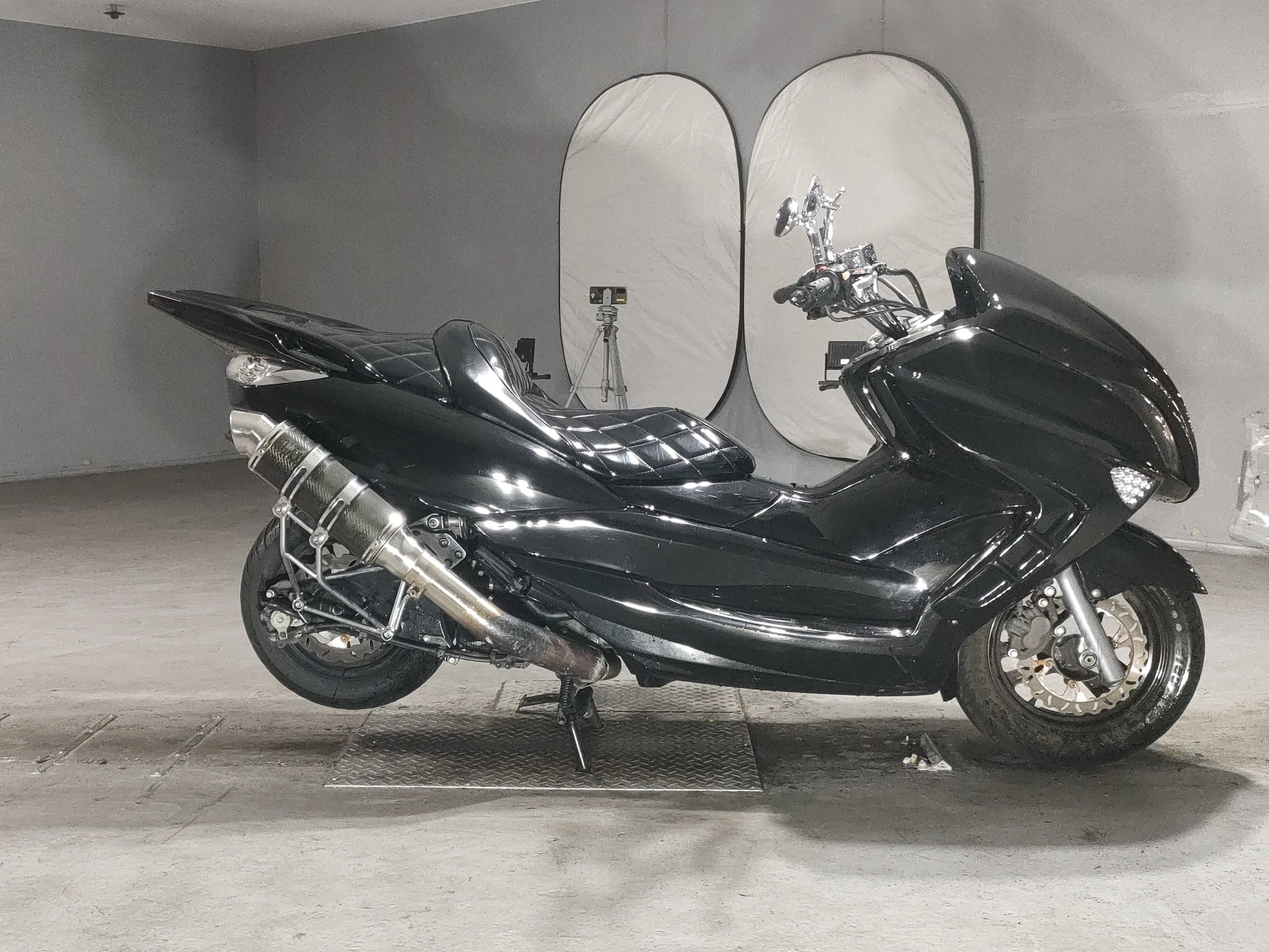 Yamaha MAJESTY250, photograph 1