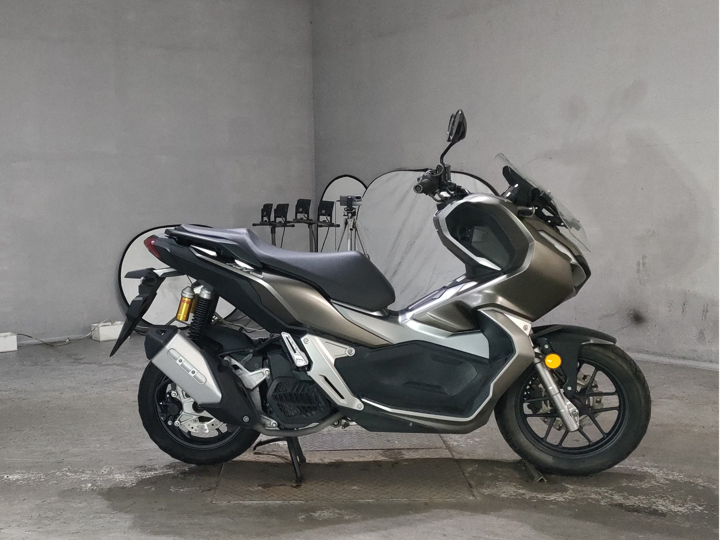 Honda ADV 150, zdjęcie 1