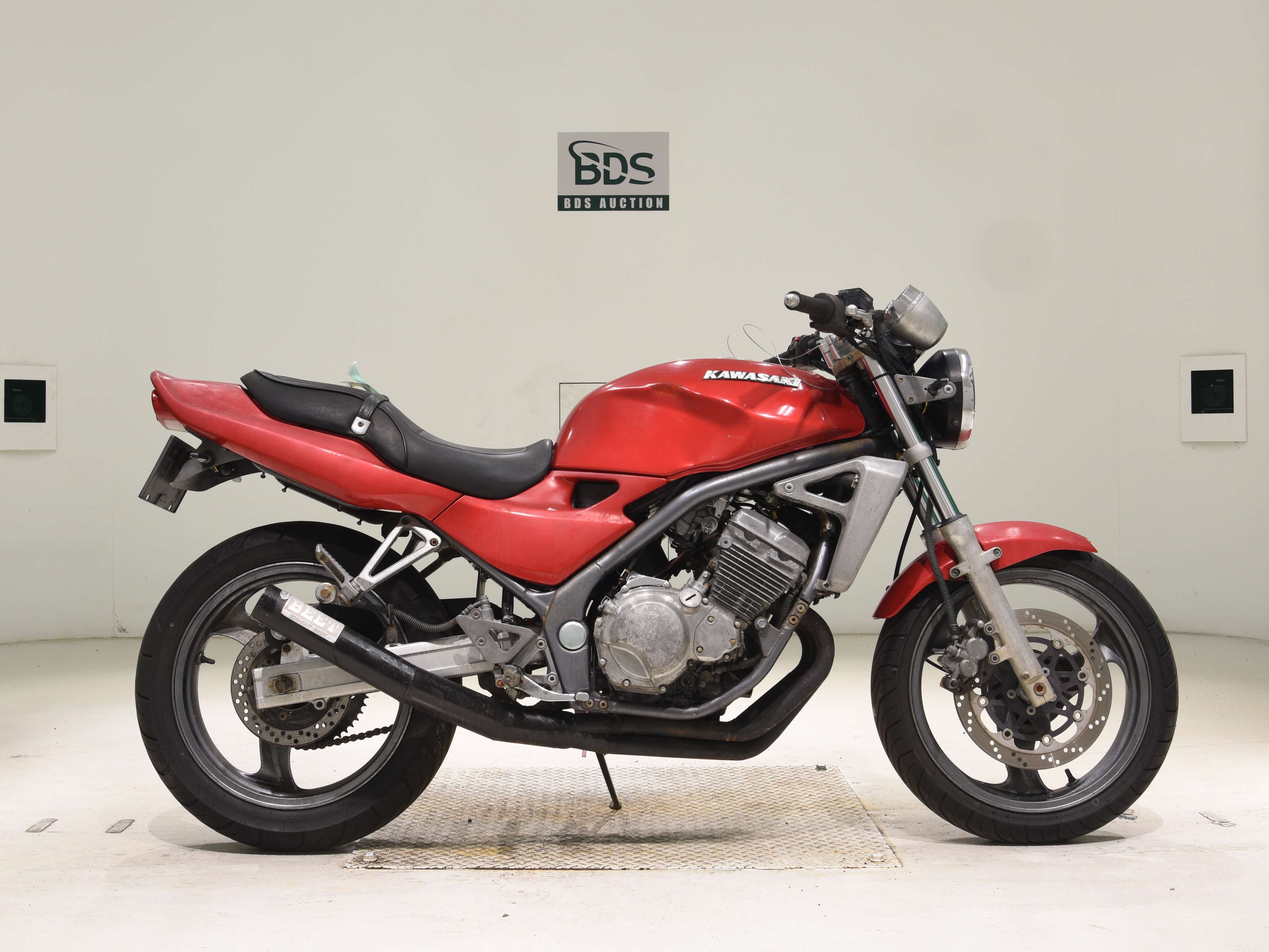 Kawasaki BALIUS ZR250, right