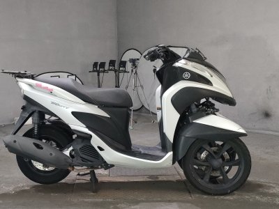 Yamaha TRICITY MW125