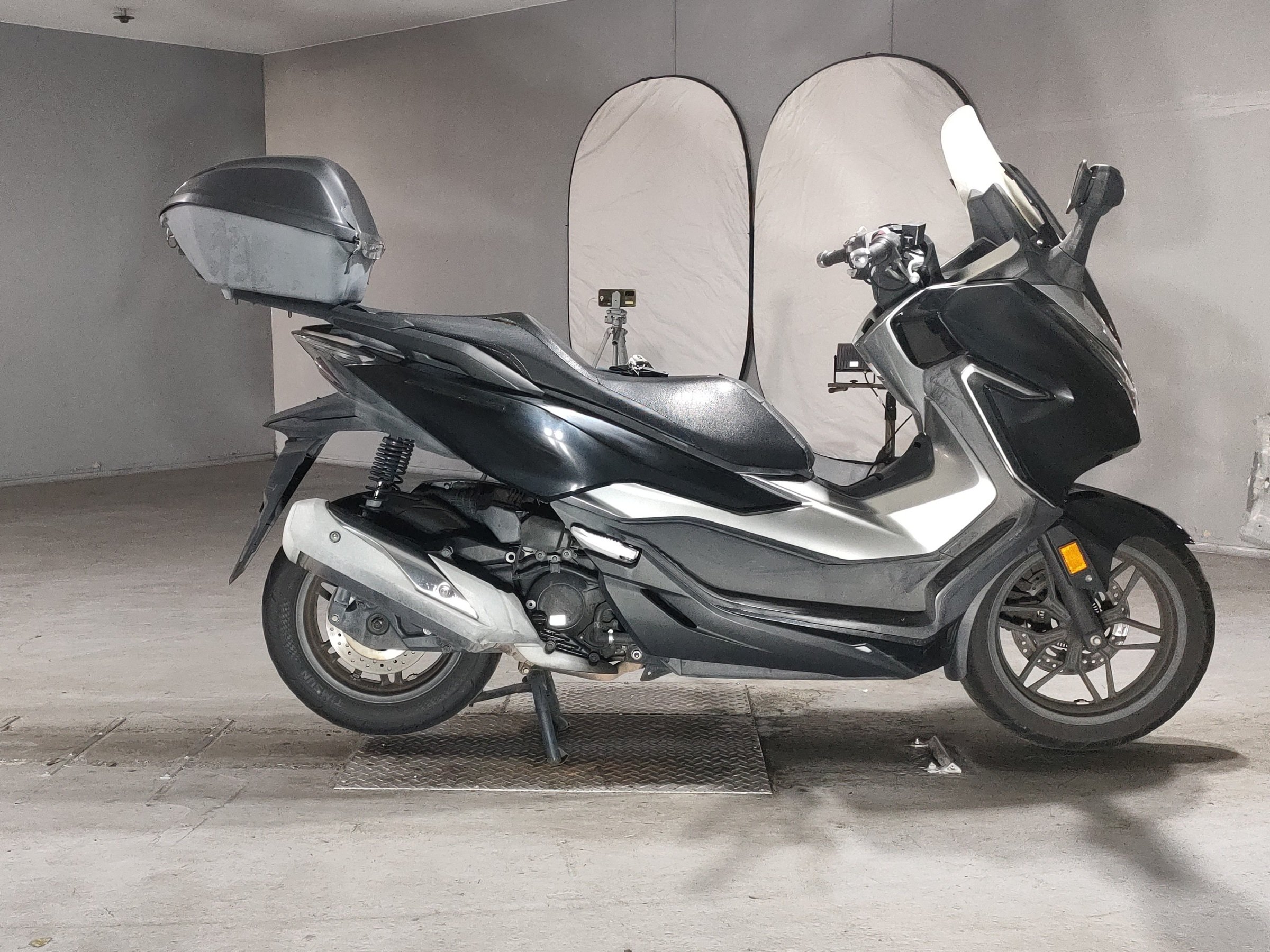 Honda FORZA, Foto 1