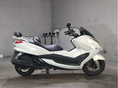 Yamaha MAJESTY250