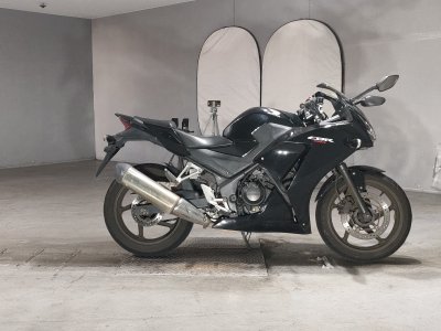 Honda CBR250R