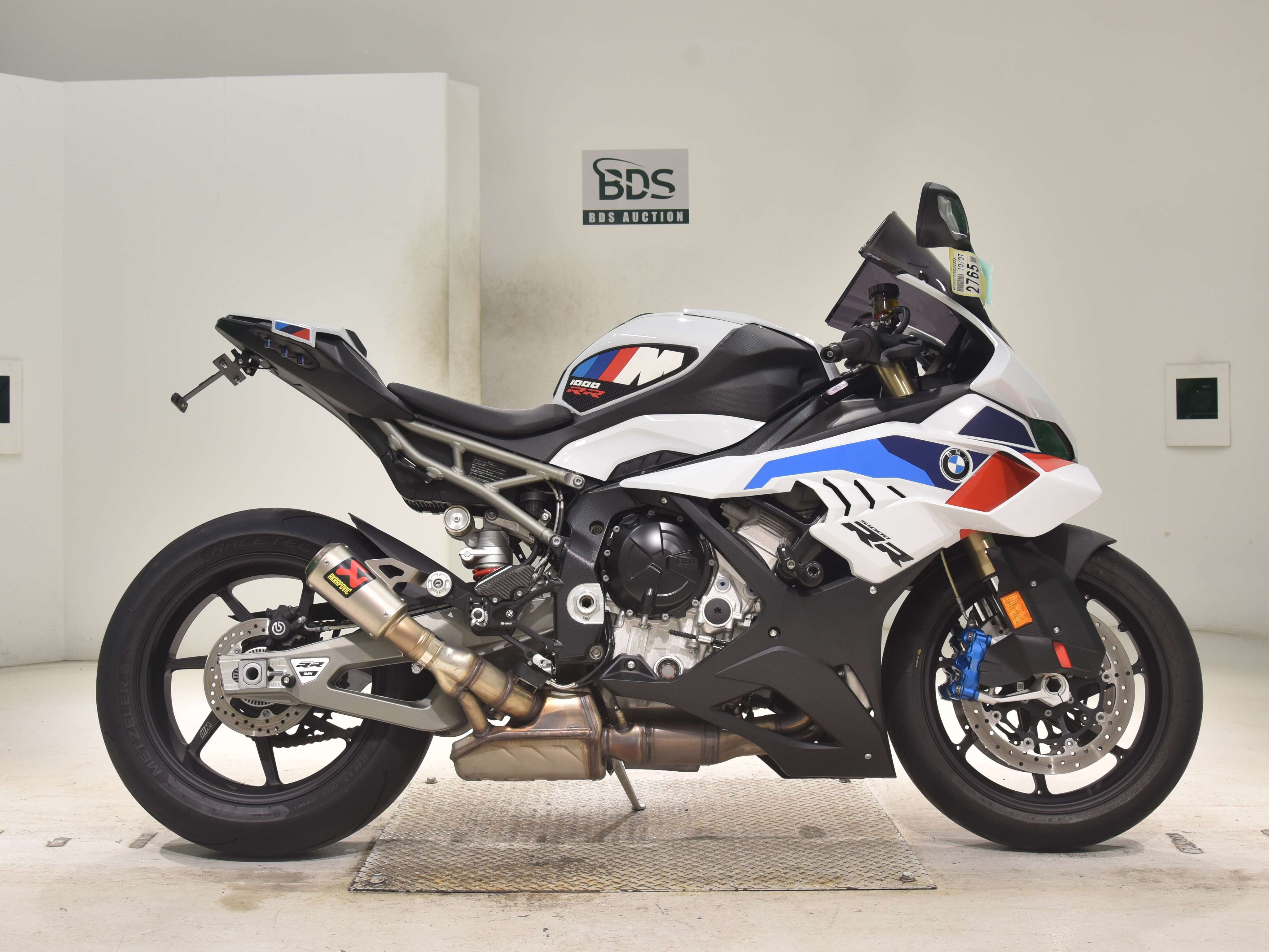 BMW S 1000 RR PACKAGE, right