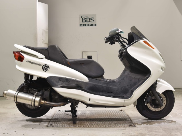 Yamaha MAJESTY250