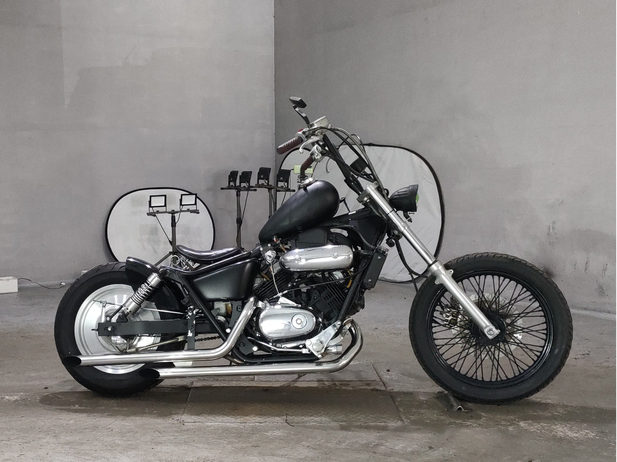Honda MAGNA250, photograph 1
