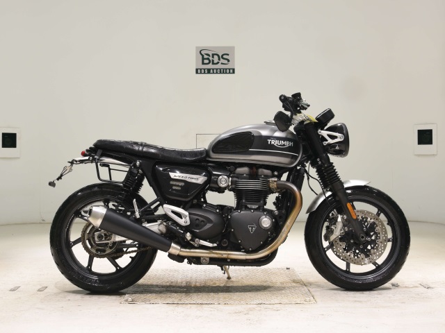 Triumph SPEED TWIN