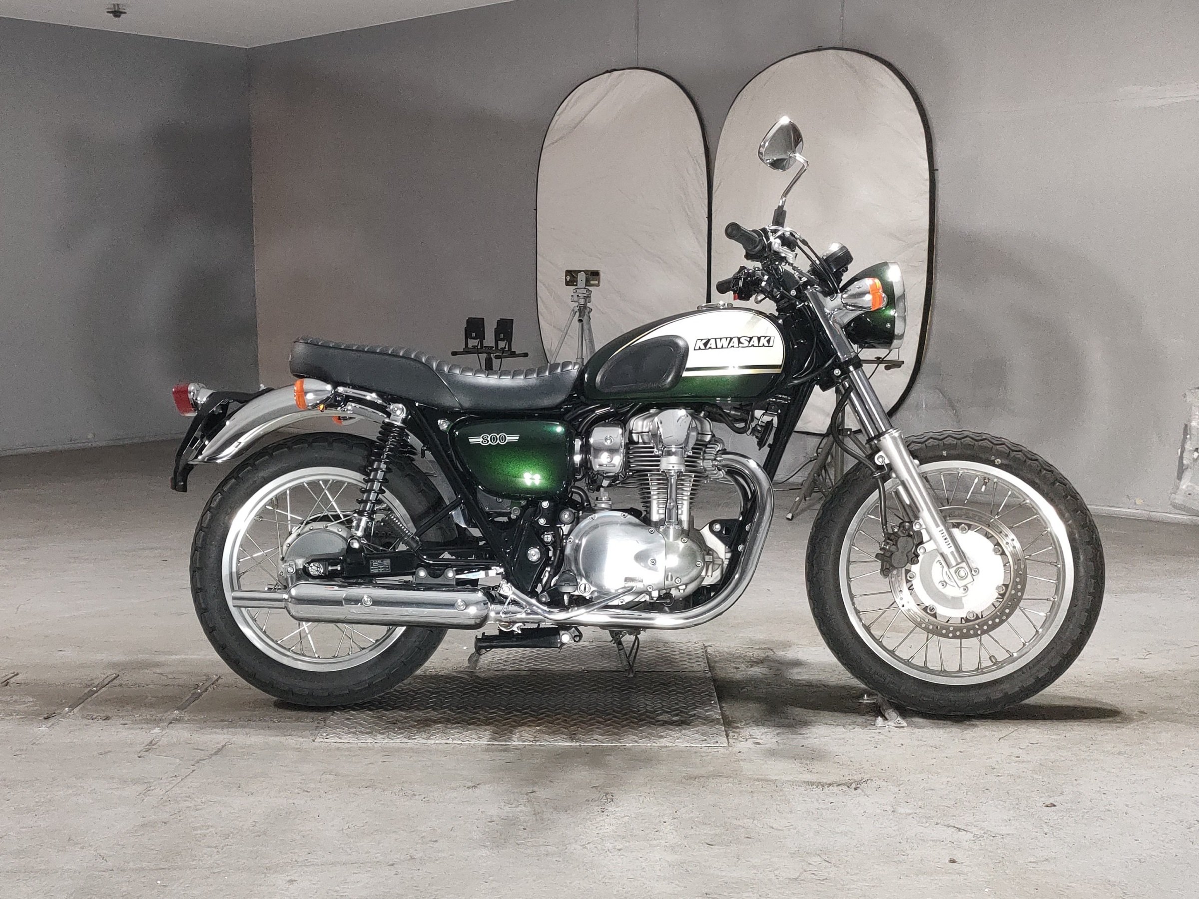 Kawasaki W800, zdjęcie 1