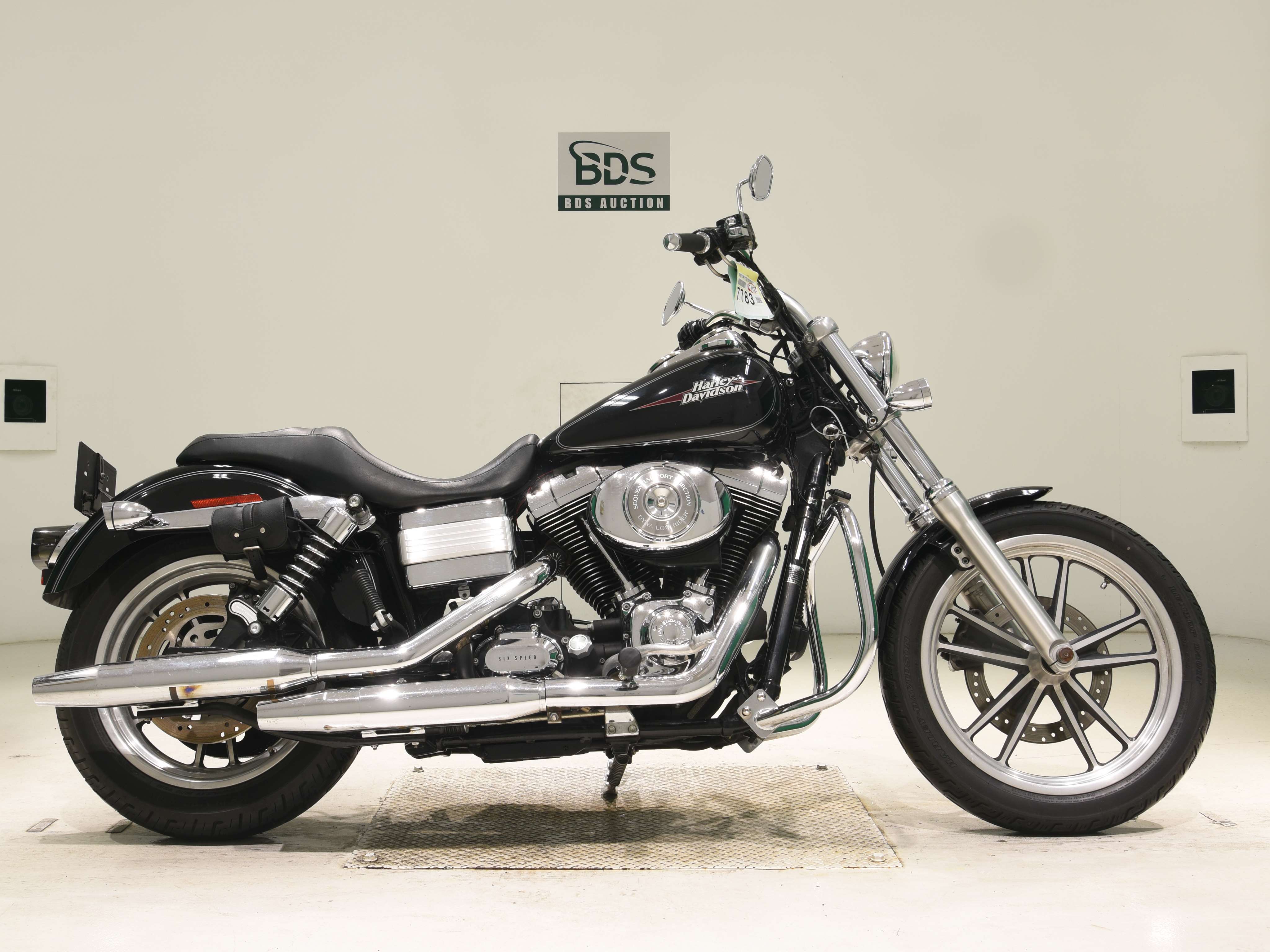 HD LOW RIDER FXDL1580, right