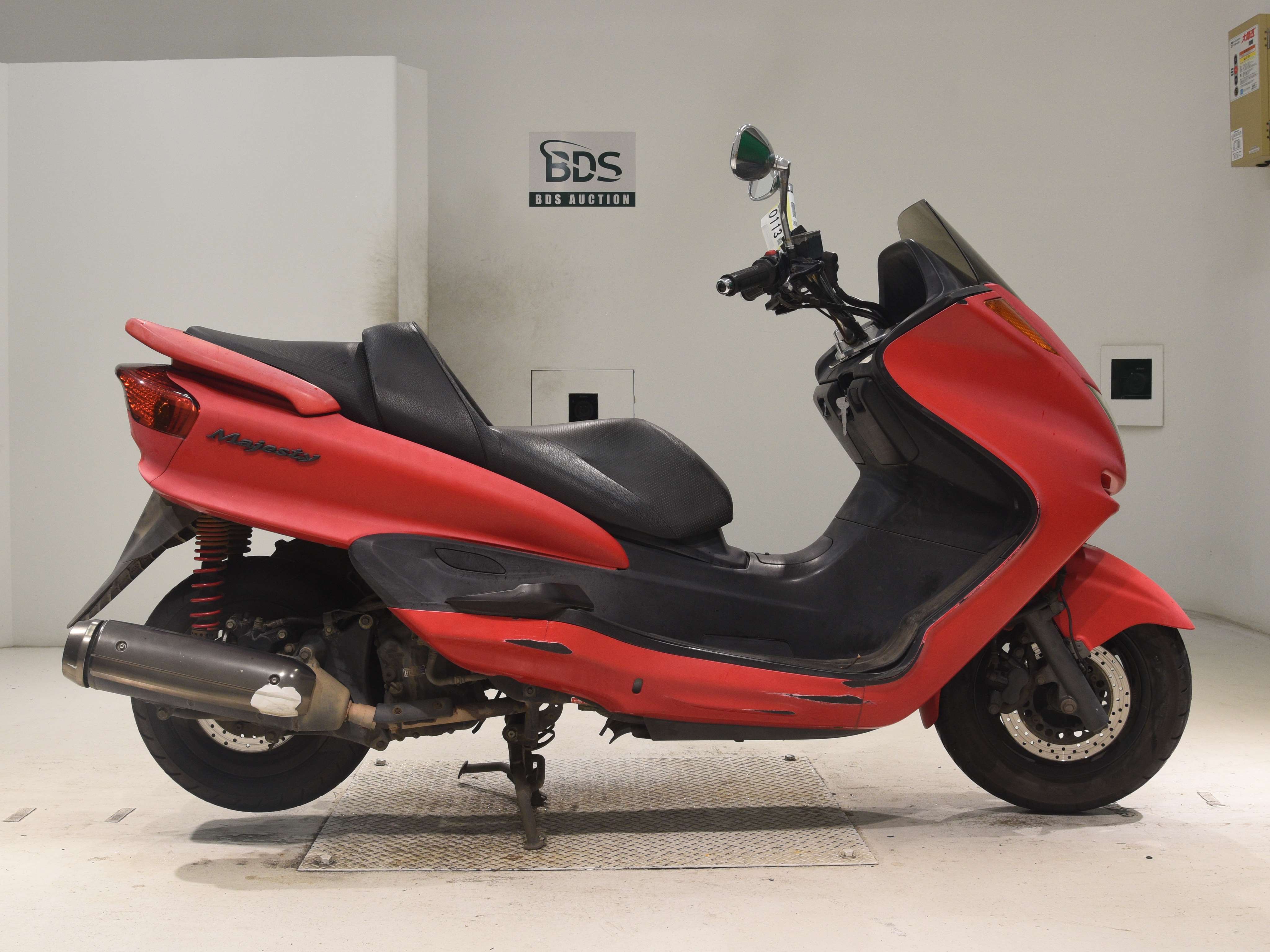 Yamaha MAJESTY250, right