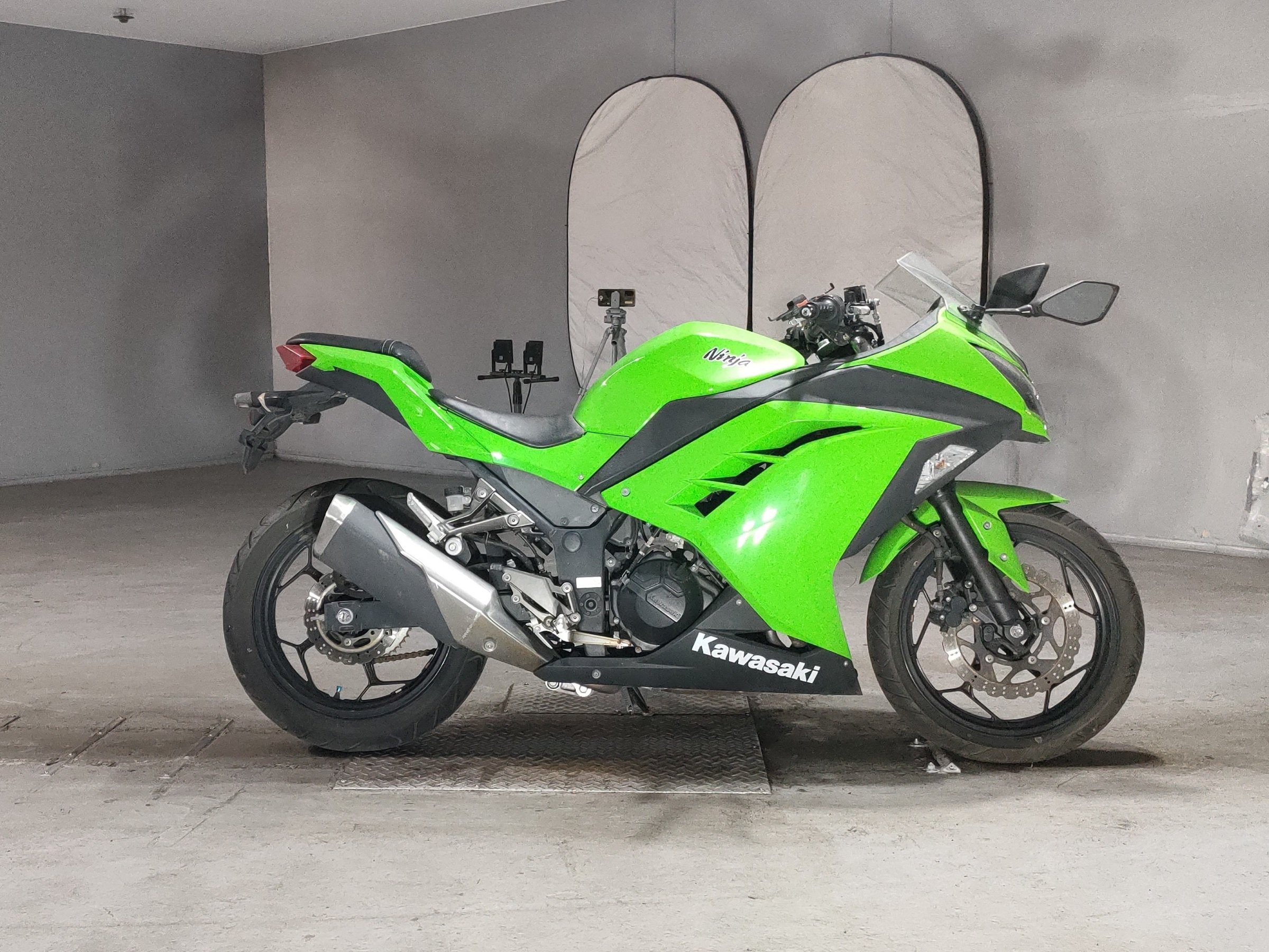 Kawasaki NINJA250, Foto 1