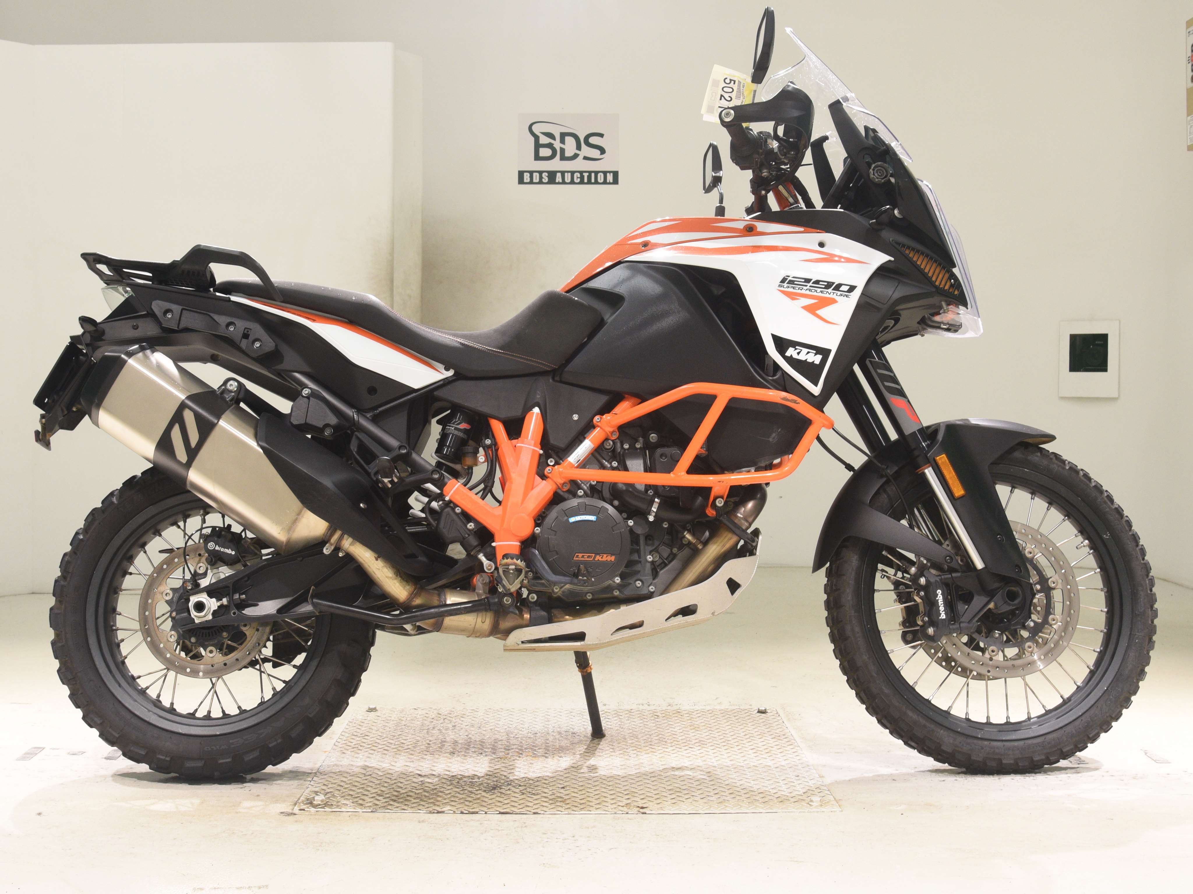 KTM 1290 SUPER ADVENTURE R, right
