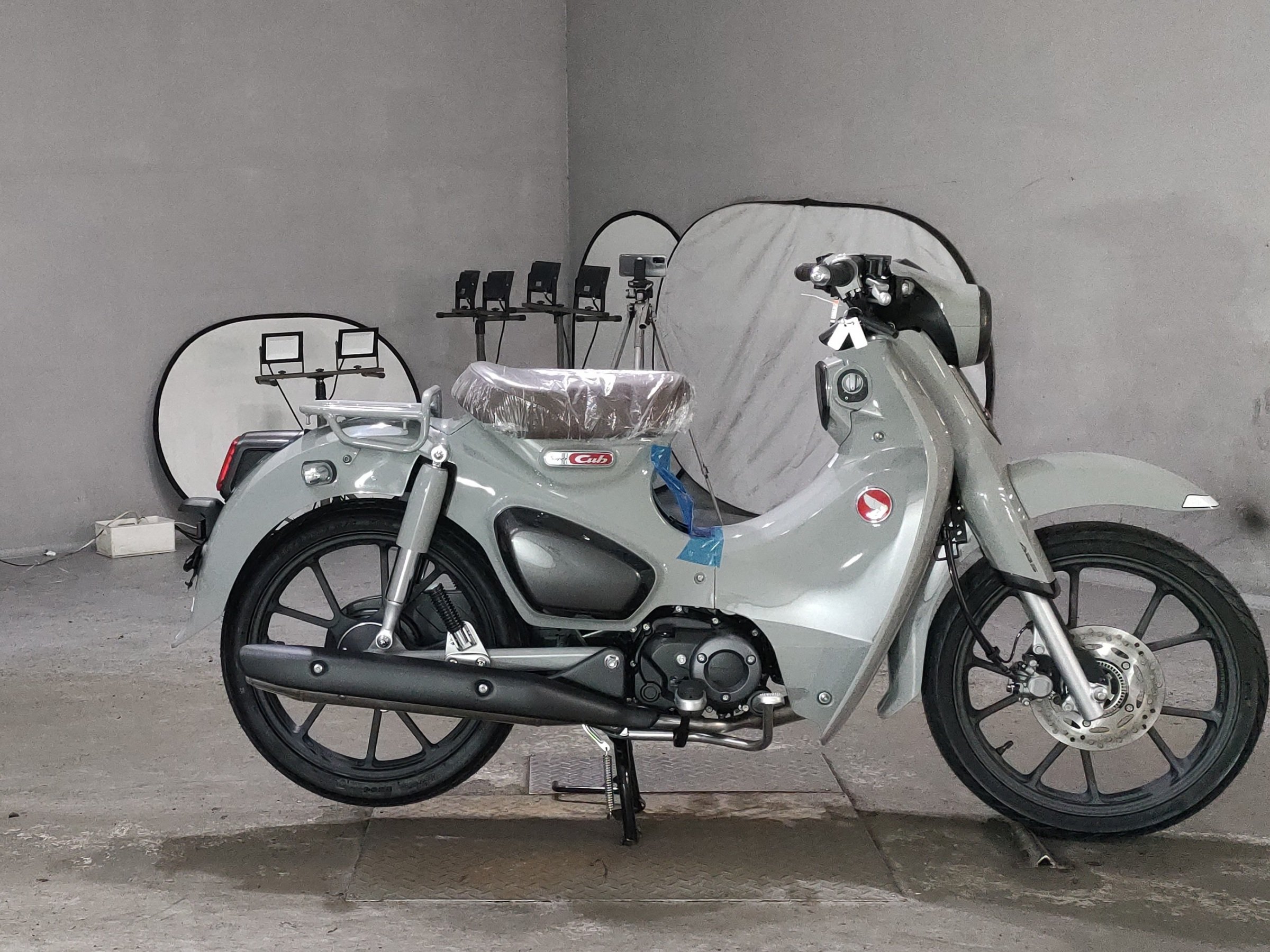 Honda SUPER CUB125, Foto 1
