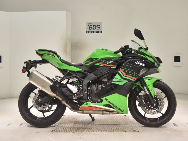 Kawasaki ZX-4R SE