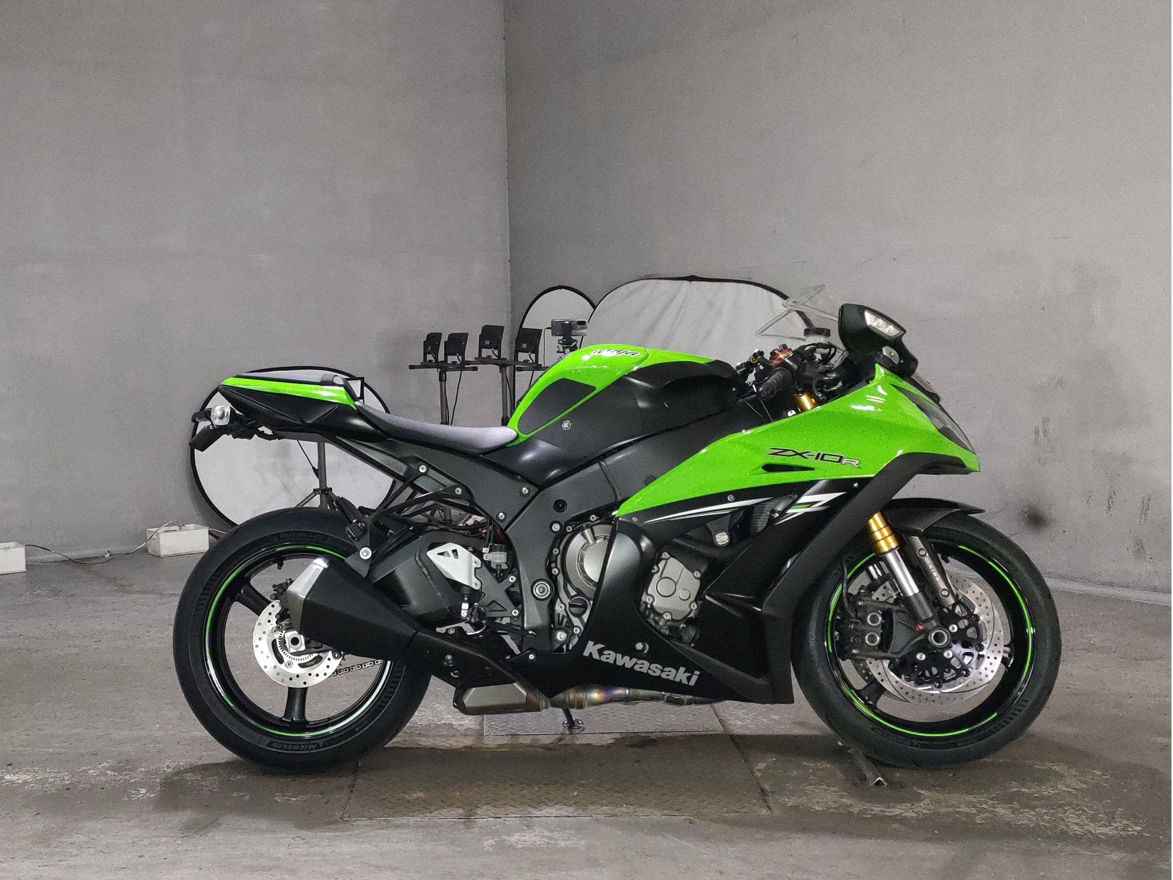Kawasaki NINJA ZX-10R, Foto 1