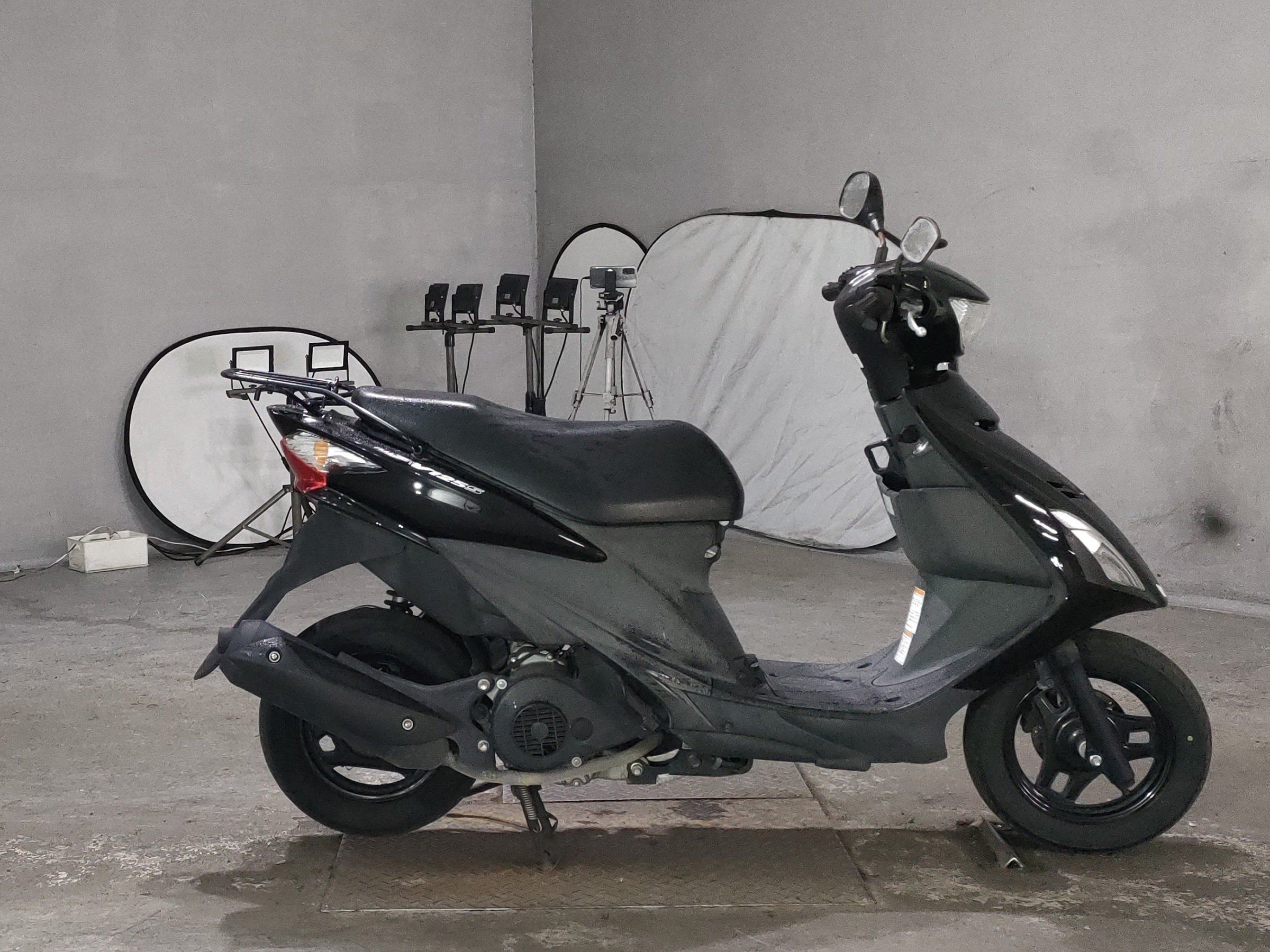 Suzuki V125S, photograph 1