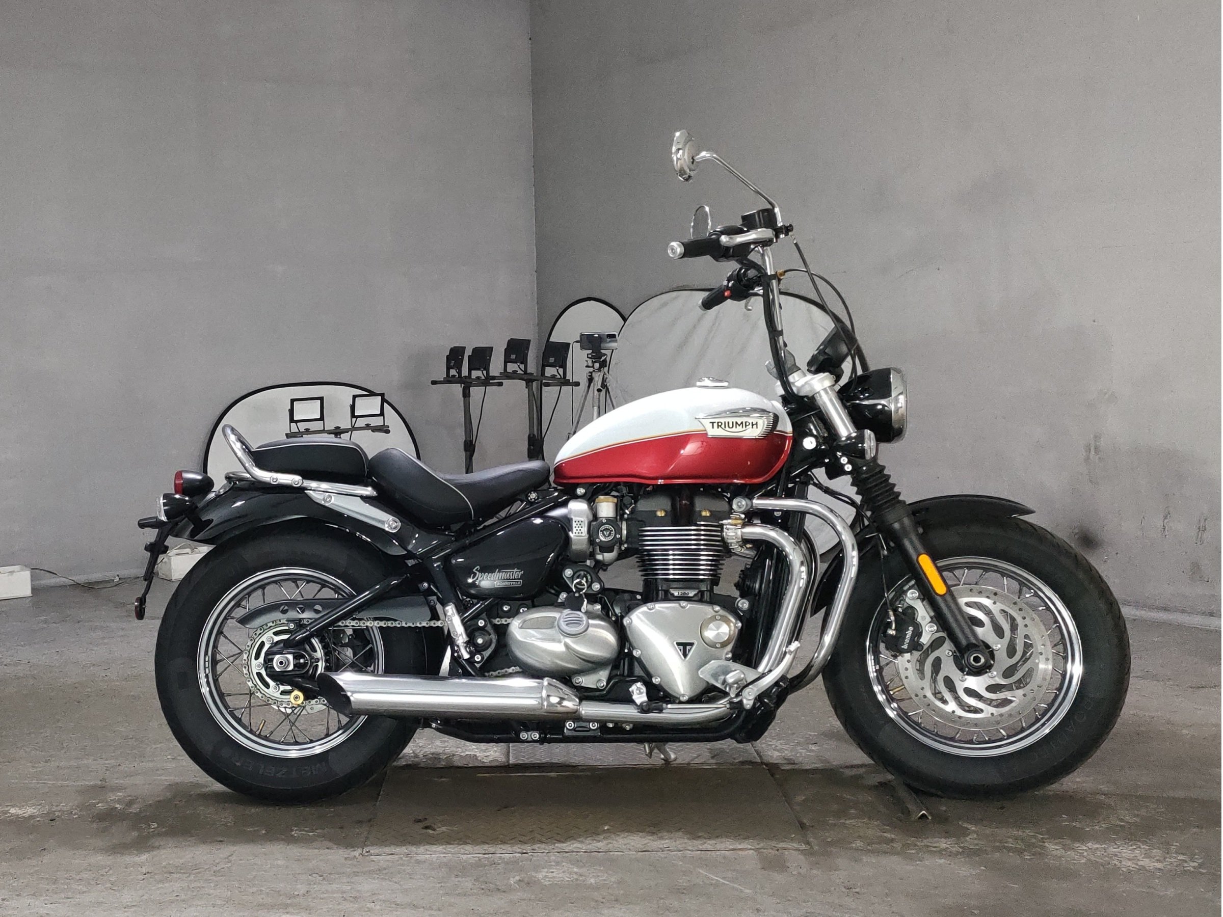 Triumph BONNEVILLE SPEEDMASTER, photograph 1