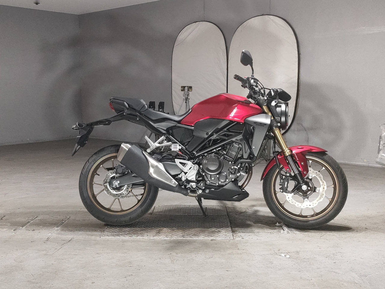 Honda CB250R, zdjęcie 1
