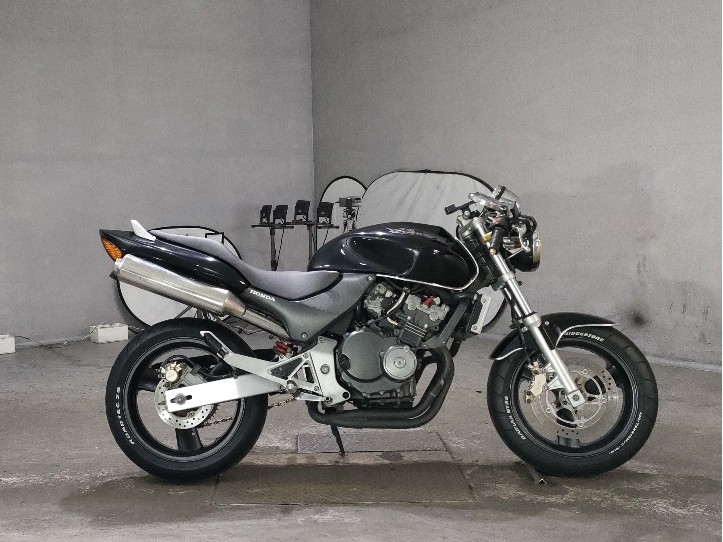 Honda HORNET 250, zdjęcie 1