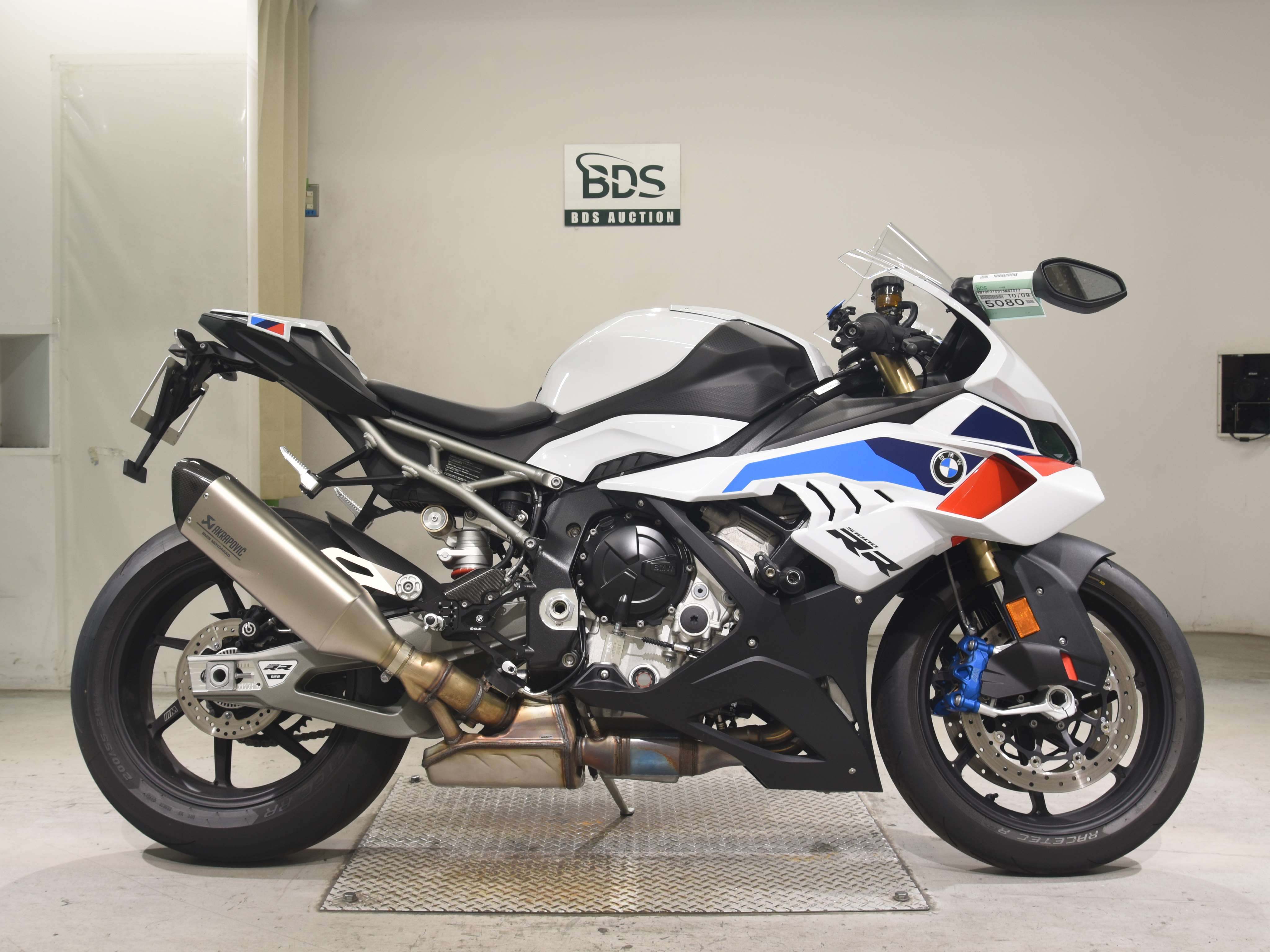BMW S1000RR, right